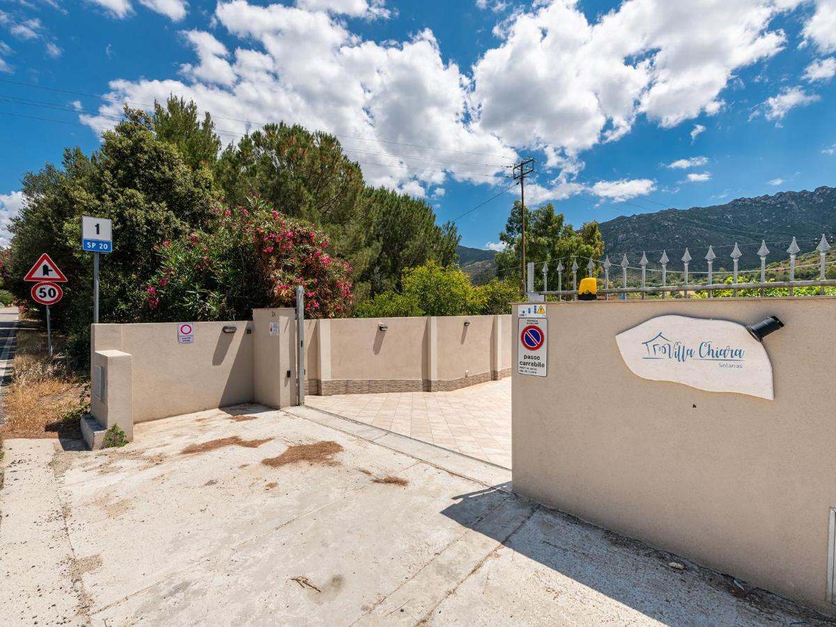 Villa Chiara Solanas Соланас Екстериор снимка