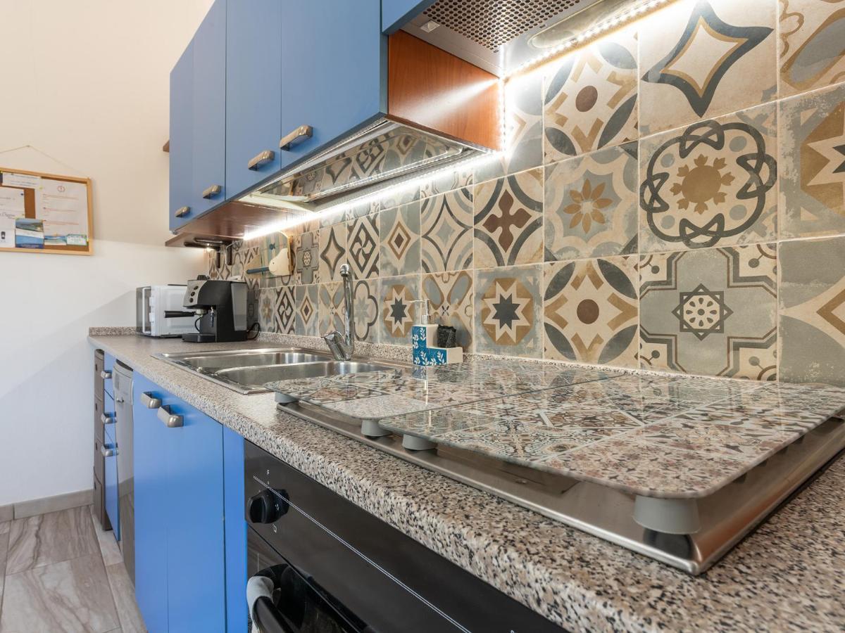 Villa Chiara Solanas Соланас Екстериор снимка